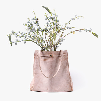 GROTTO.jpg GROTTO.jpg