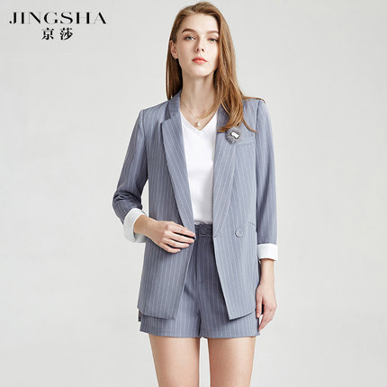 京莎.jpg 京莎.jpg